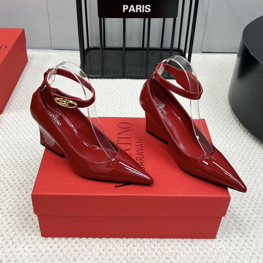 VT 25New Pointed-Toe Wedge Pumps MS250409