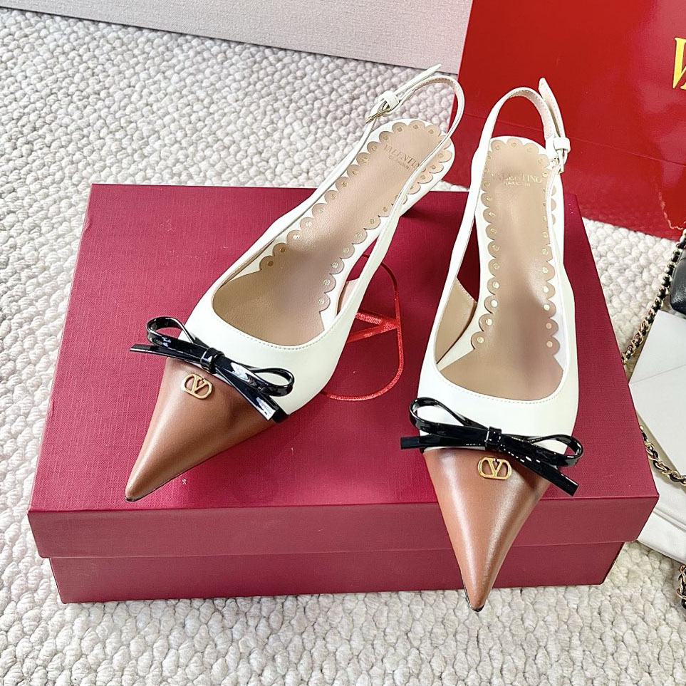 VT Pointed-Toe Bow High Heels DD25071930