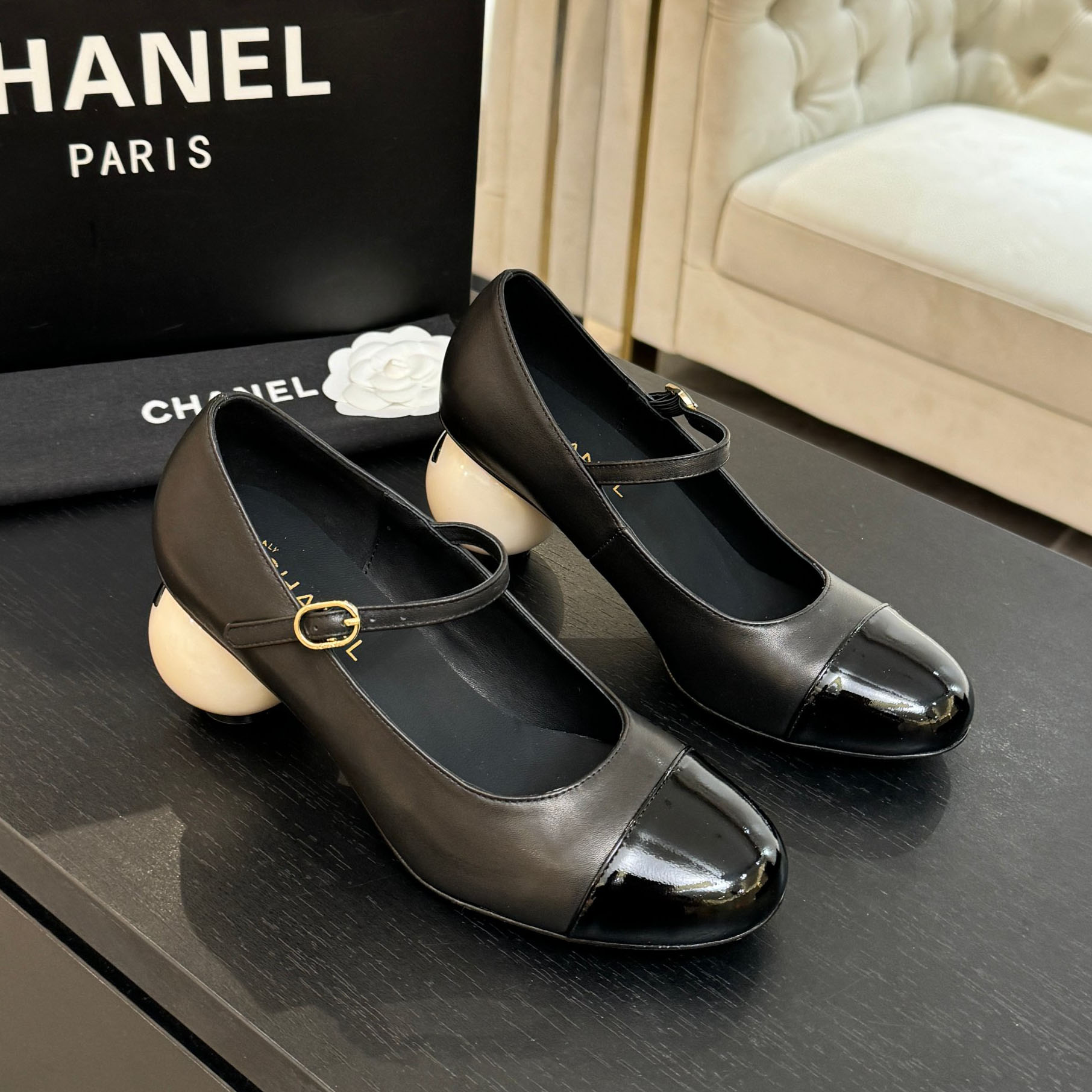 CH 25New Double C Giant Pearl Heel Mary Jane Shoes XX25092523