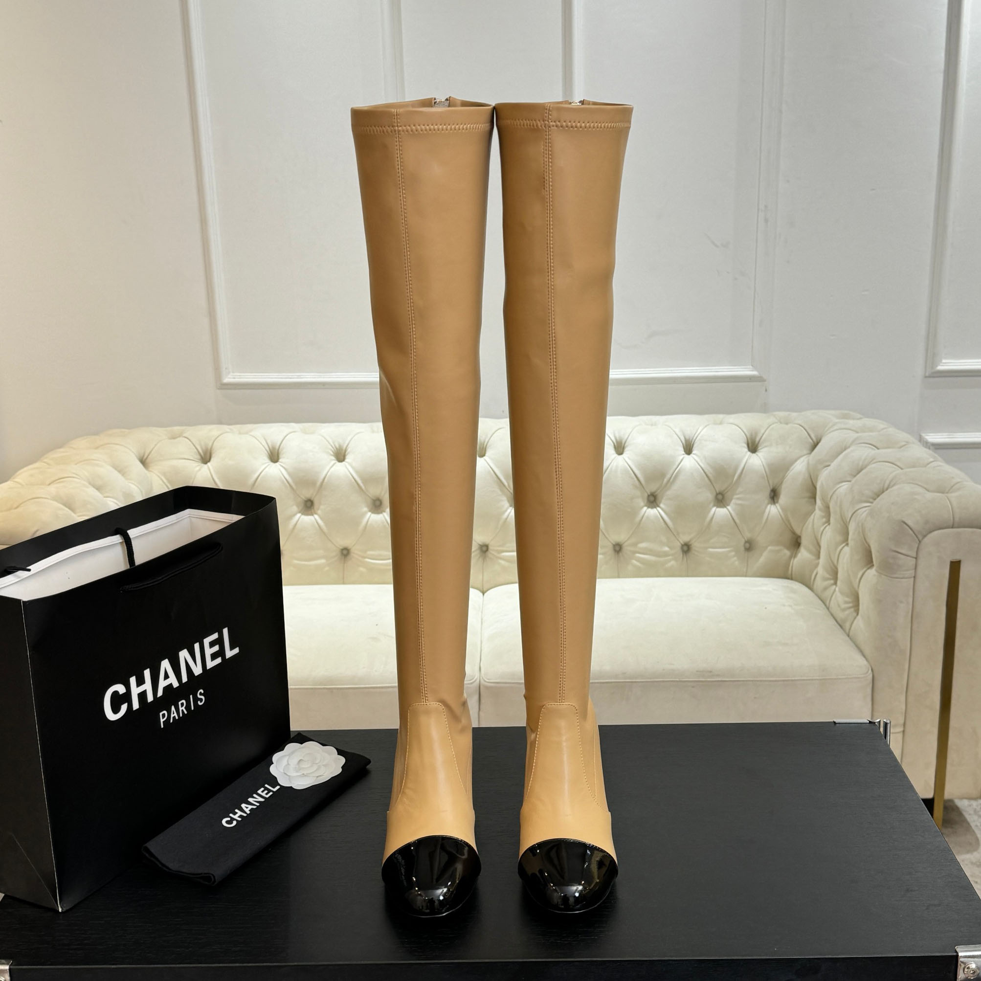 CH 25New Double C Giant Pearl Boots XX25092524
