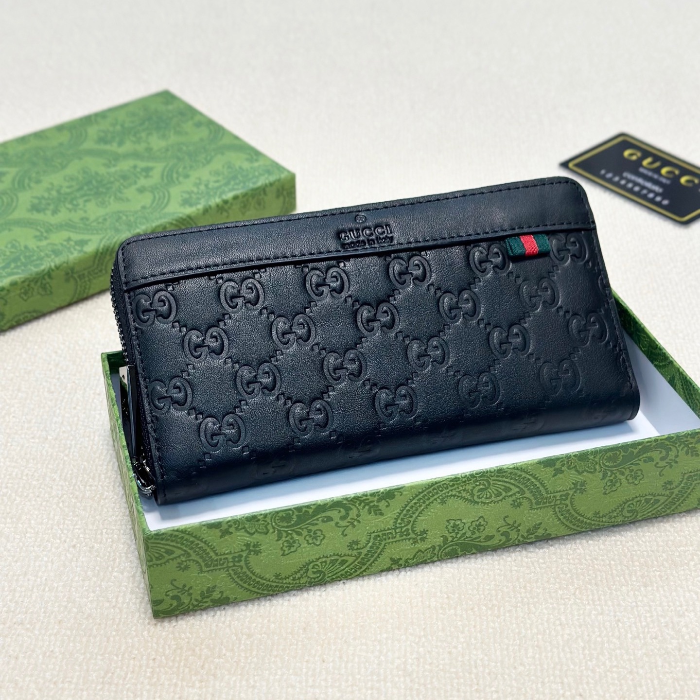 GG Embossed GG Zip - Around Wallet YV25092512