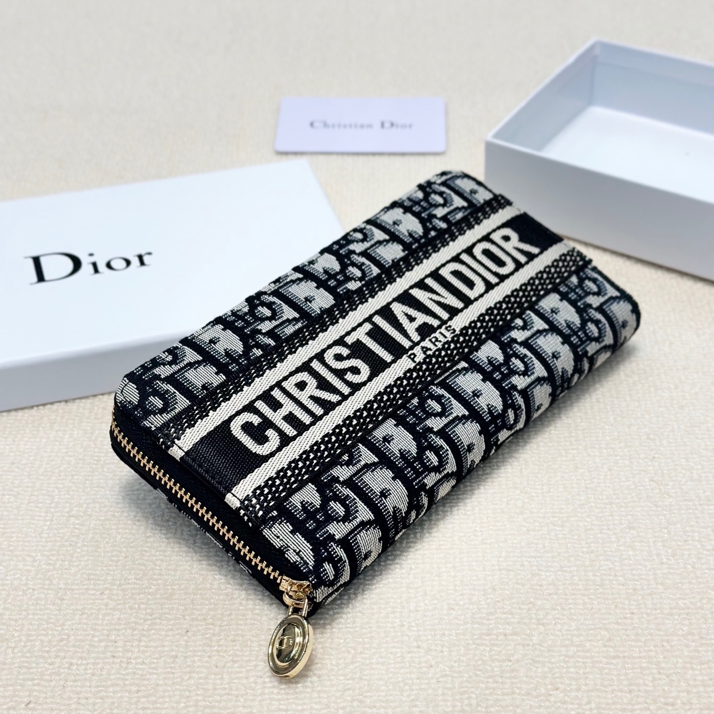 CD Monogram Zip - around Wallet YV25092506