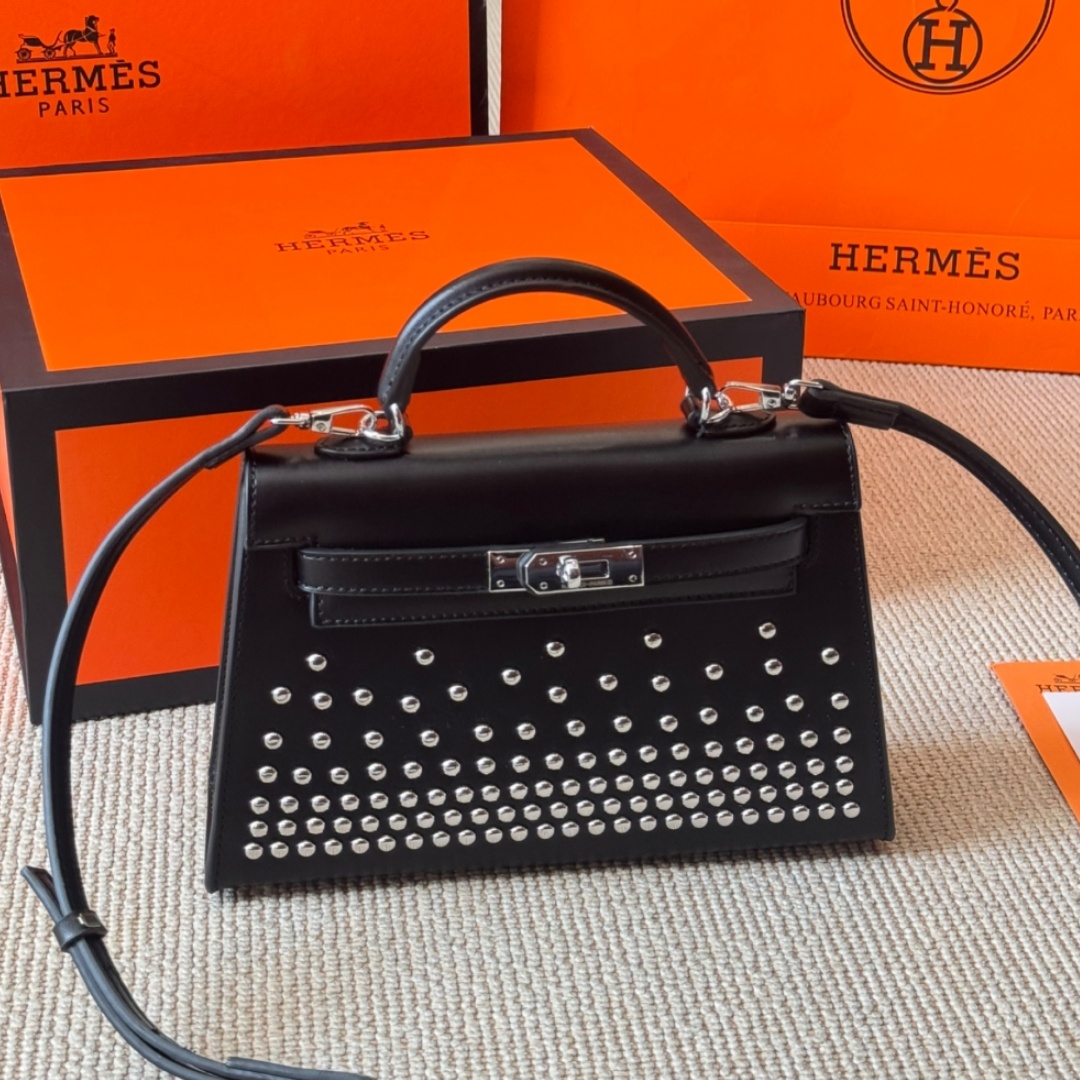 HM Vintage Kelly 25 Rivet Runway Bag YV25092517
