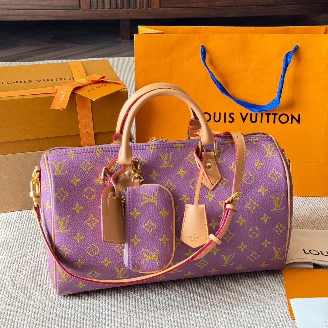 LV Keepall Bandoulière Travel Bag 35 YV25092521