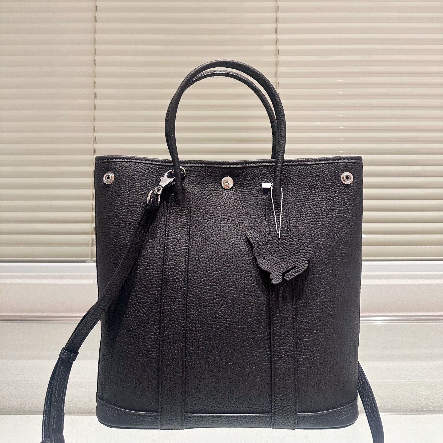 HM Cowhide Garden Party Bag YV25092711