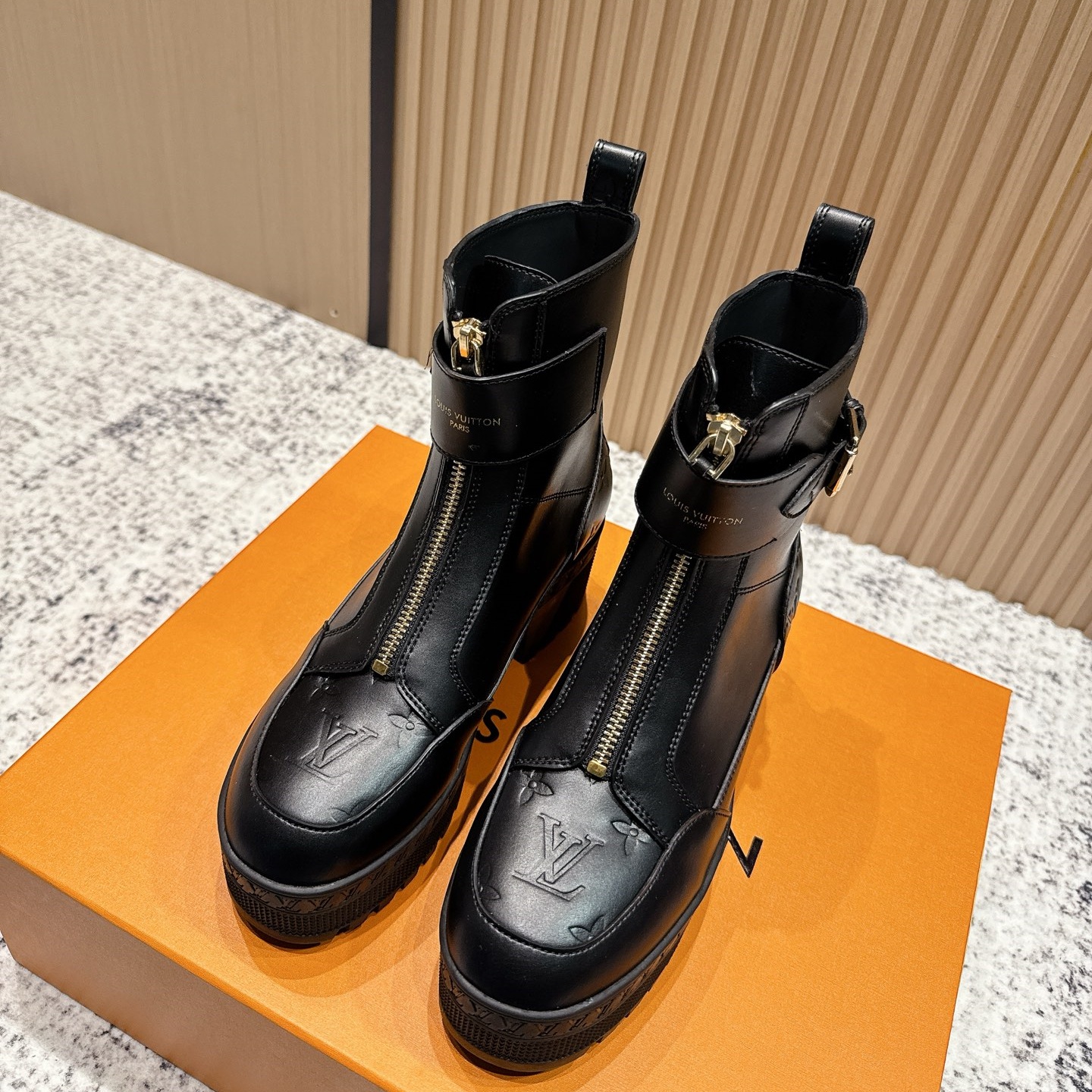 LV Women's Classic Heeled Martin Boots YV25092906