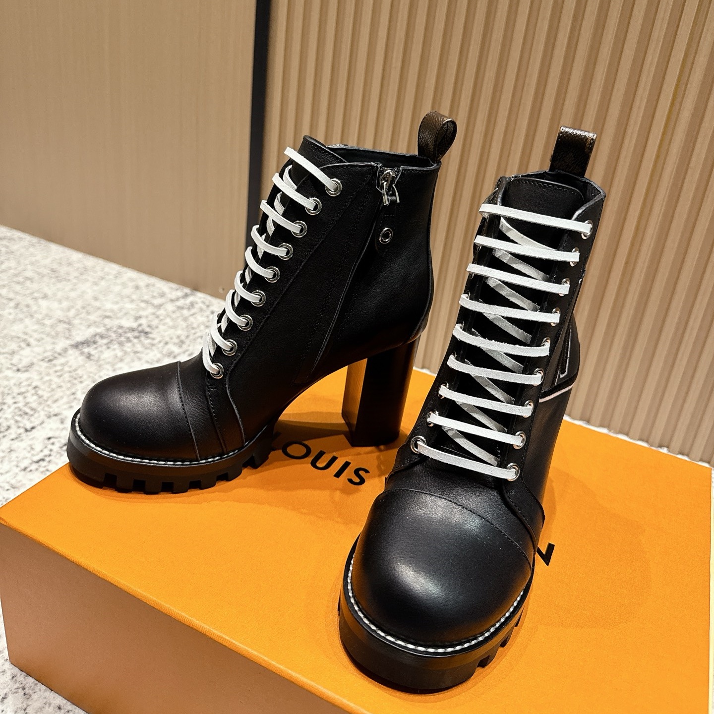 LV High-Heel Ankle Boots YV25093006