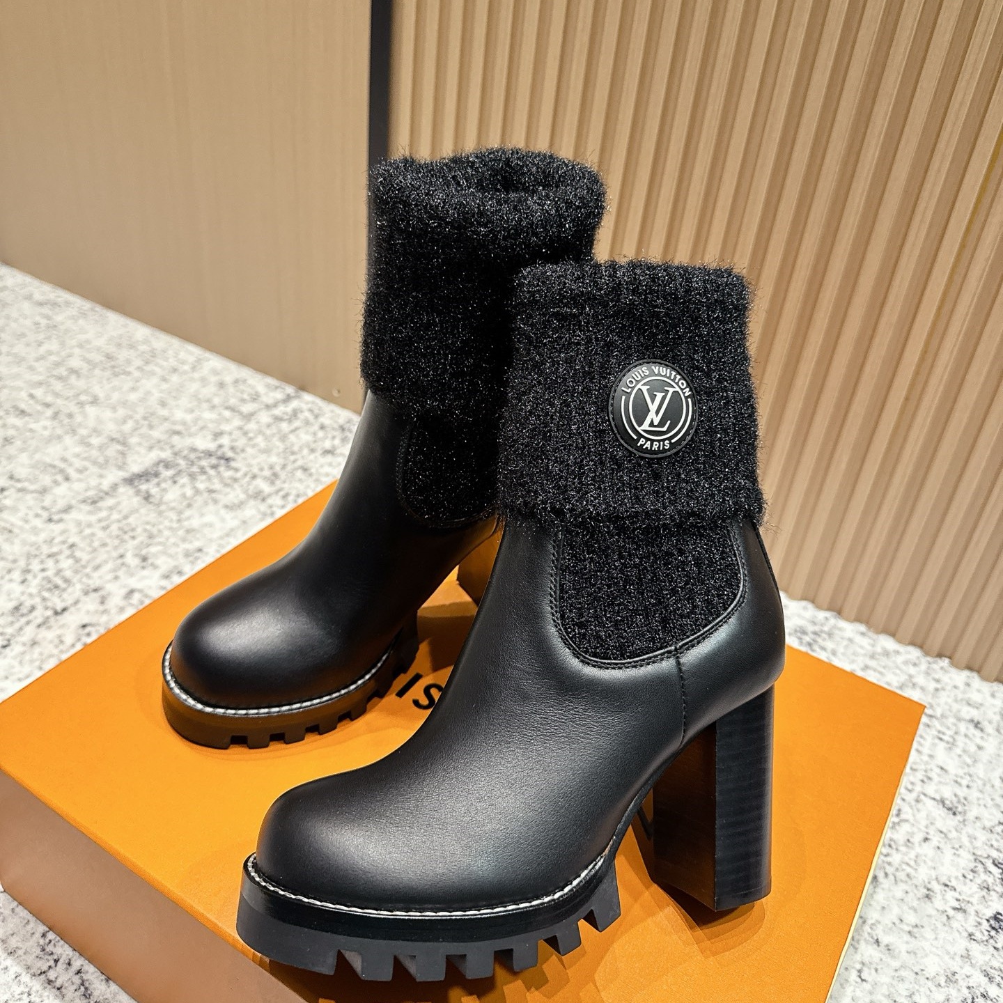 LV  High-Heel Ankle Boots YV25093012