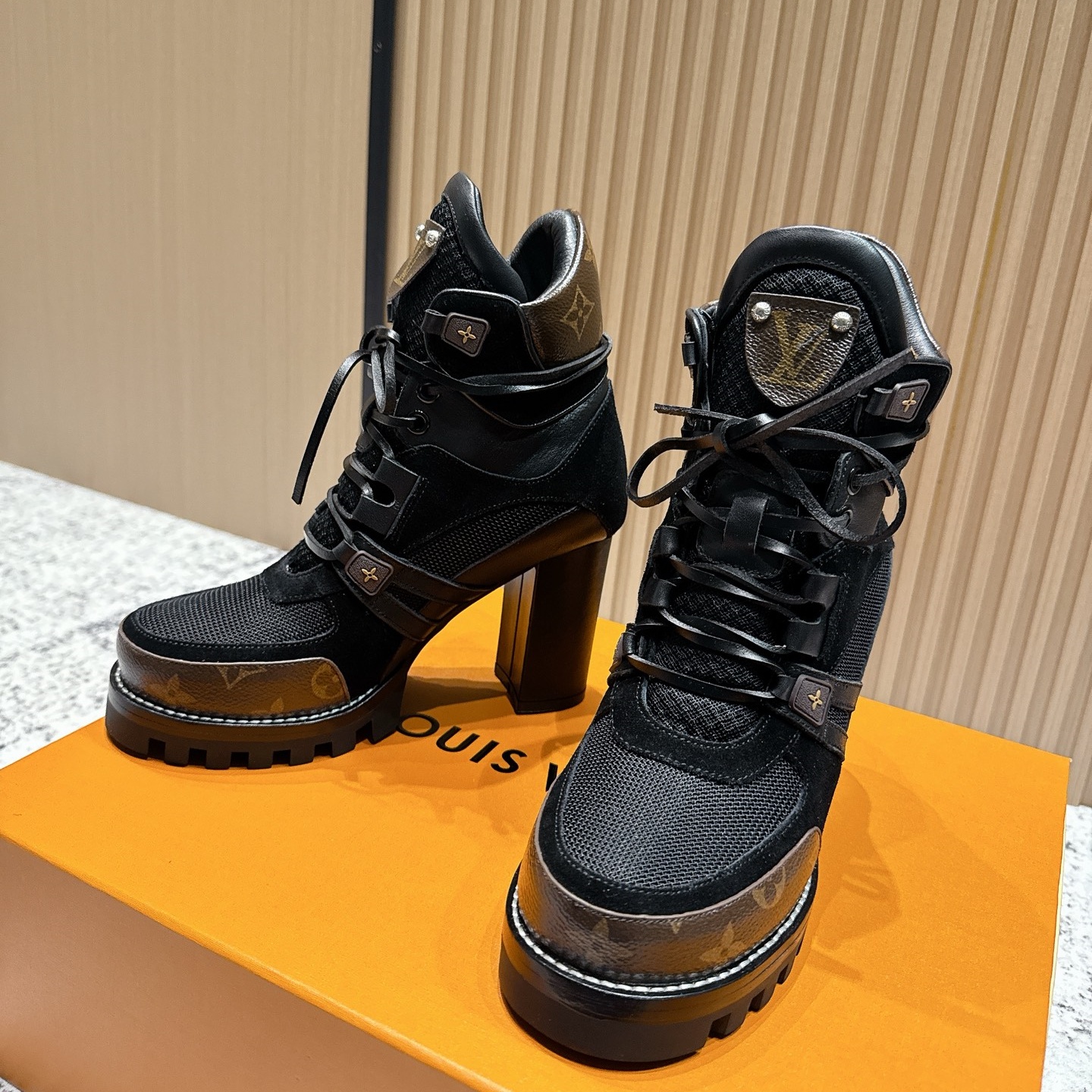 LV  Sporty High-Heel Ankle Boots YV25093014