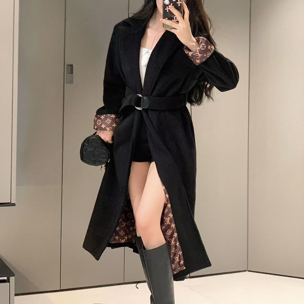 LV Wool Trench Coat XX25093012