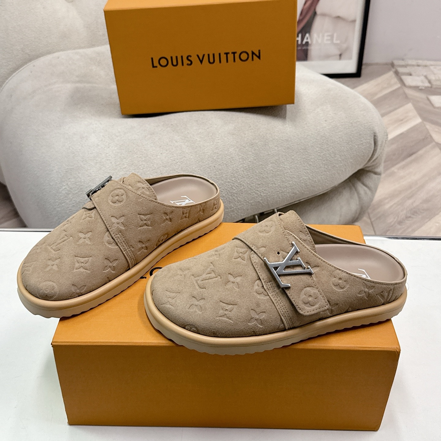 LV  Mule Birkenstock-Inspired Shoes YV25093015