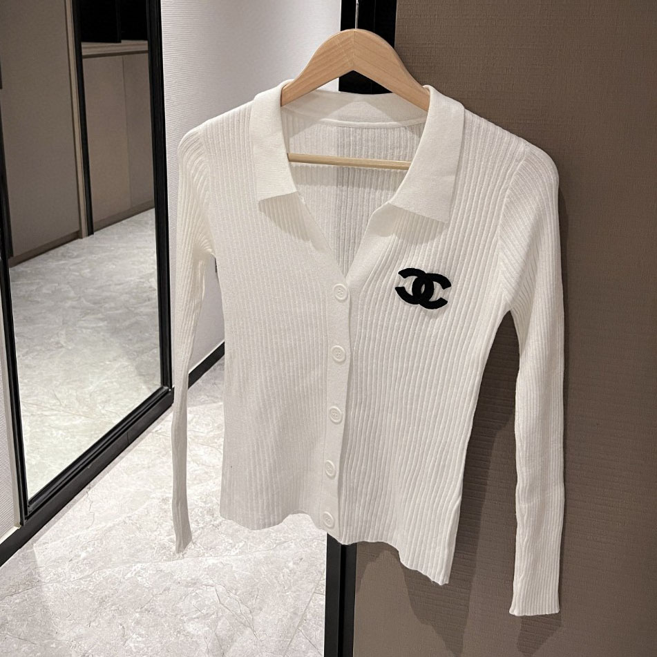 CH Women's Lightweight Knit Cardigan XX25093010