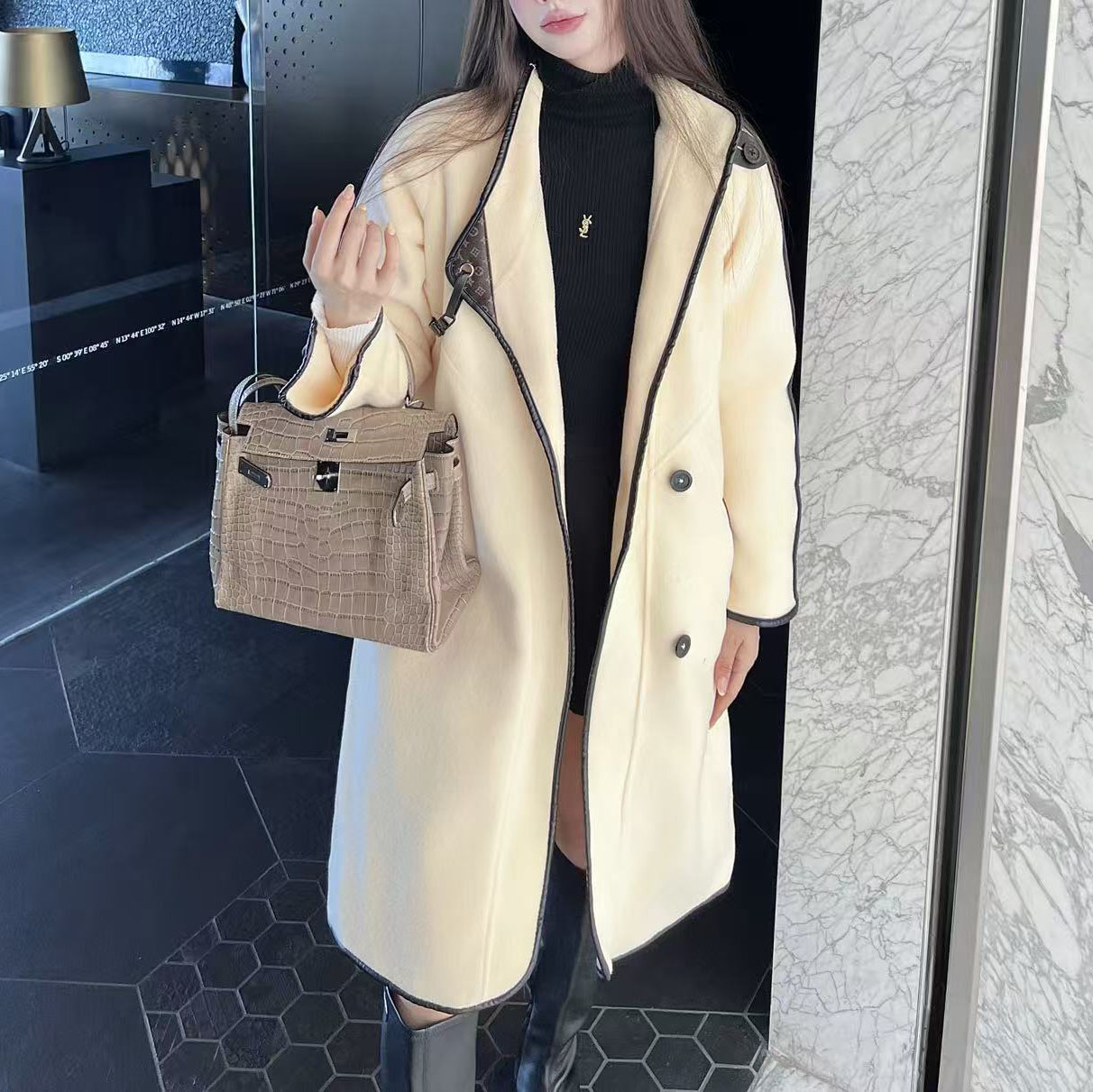 LV Wool Trench Coat XX25093013