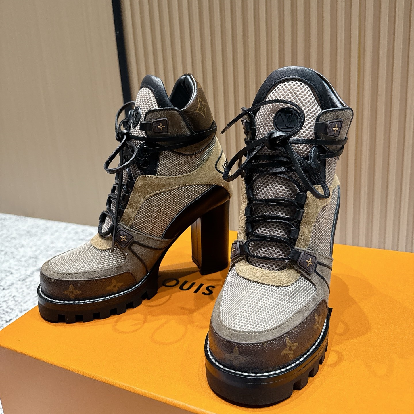 LV  Sporty High-Heel Ankle Boots YV25093013