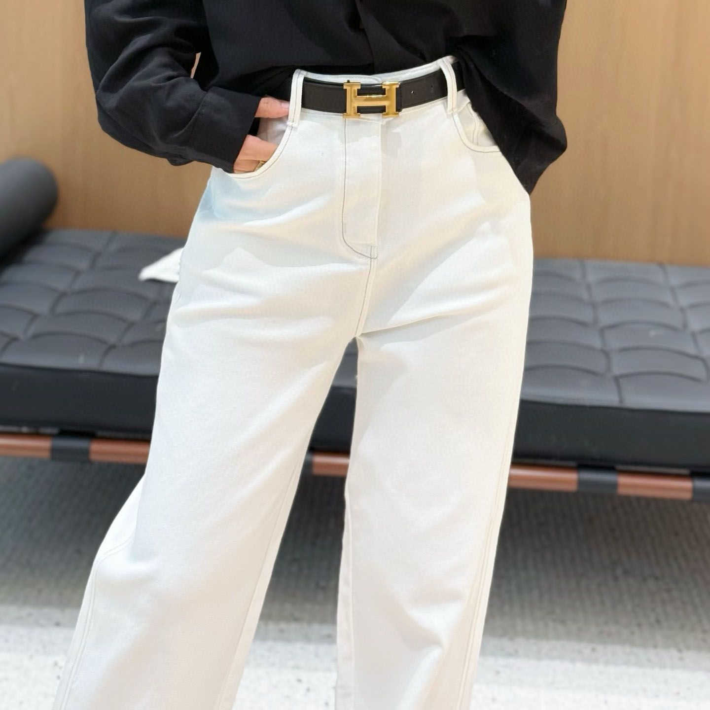 HM Women's Wide-Leg Simple Jeans AM25100206