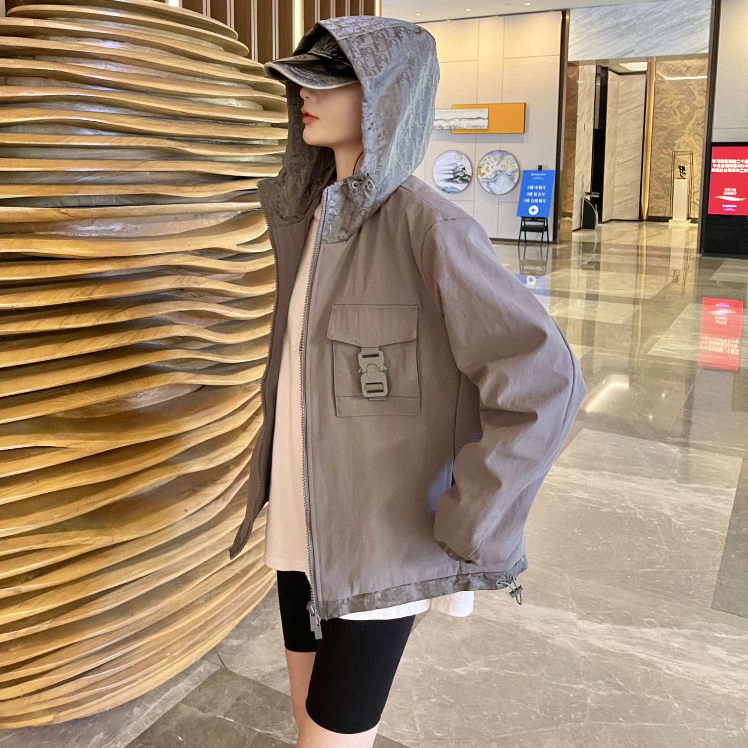 CD Logo-Print Color-Block Hooded Jacket XX25093019