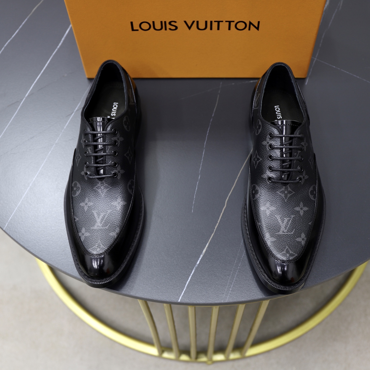 LV Men's Monogram Leather Shoes YV25100205