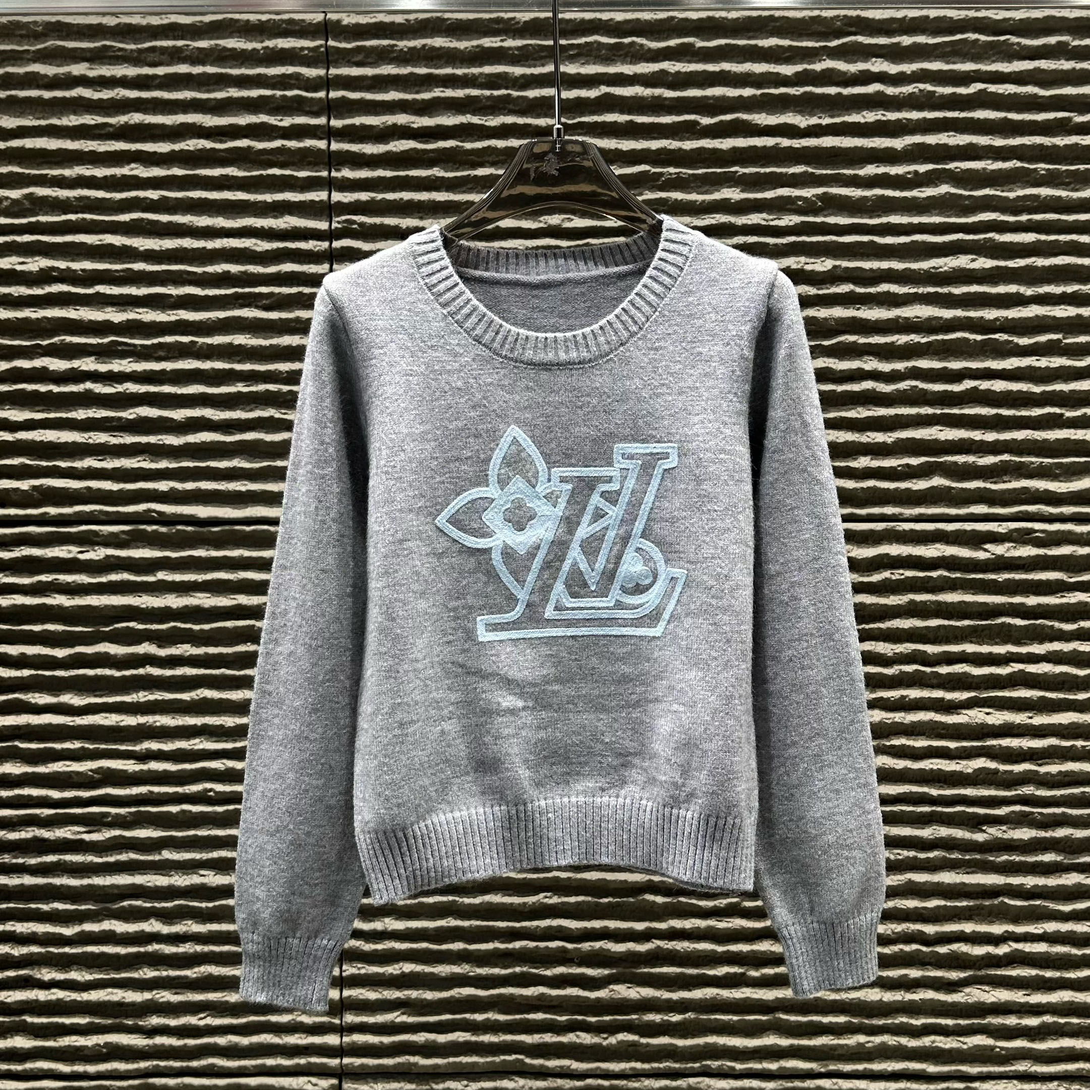 LV Embroidered Letter & Clover Pullover Sweater XX25100301