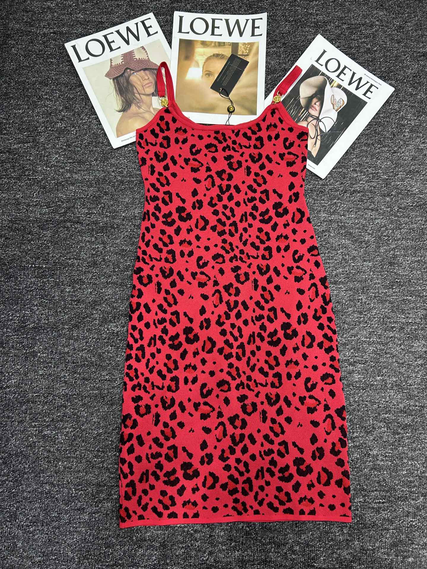 Vs Spaghetti Strap Dress AM25100405