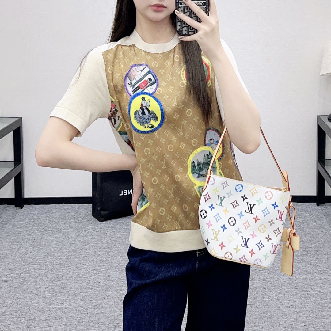 LV Badge-Print Color-Block Short-Sleeve Top AM25100411