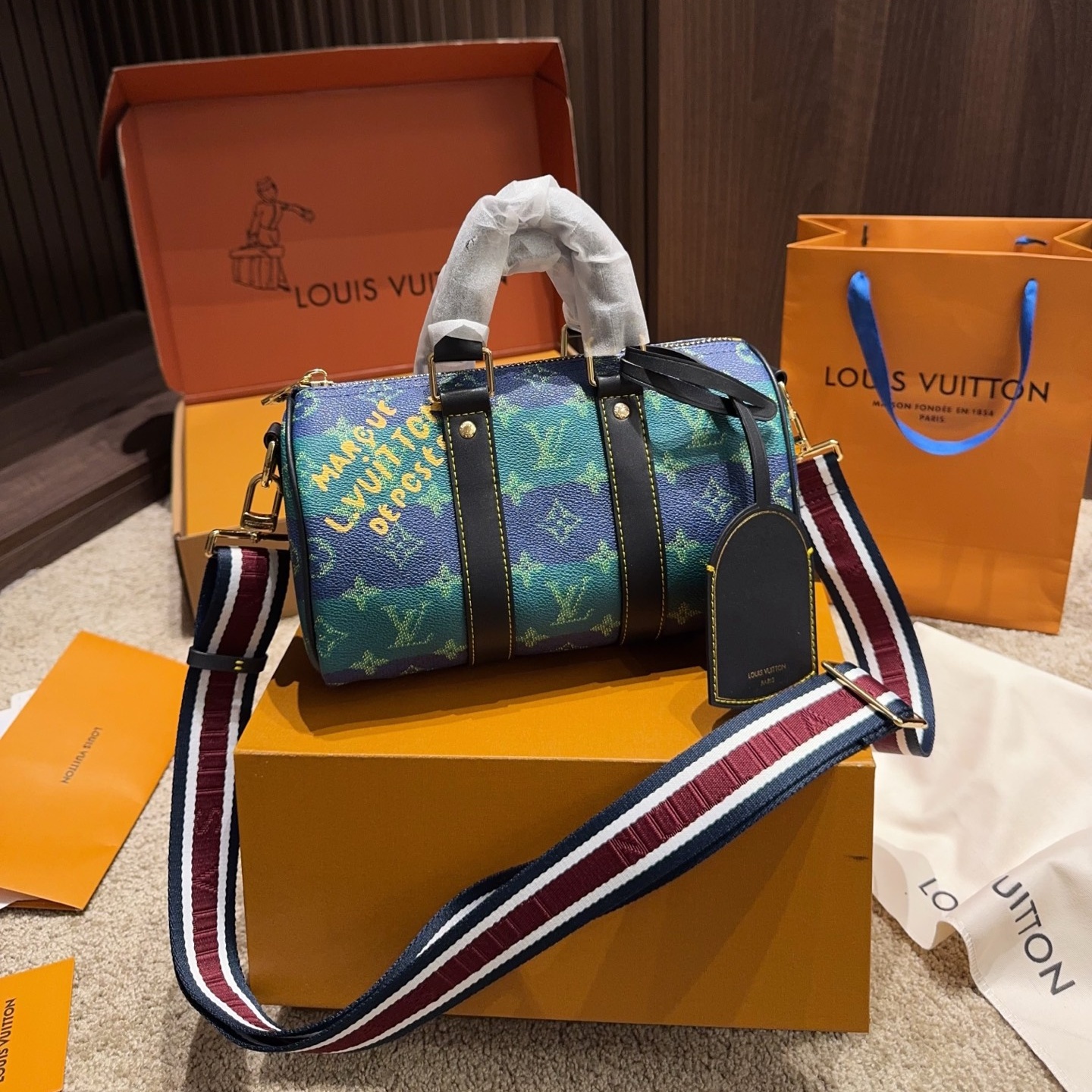 LV Keepall 25 Shoulder Pillow Bag YV25100403