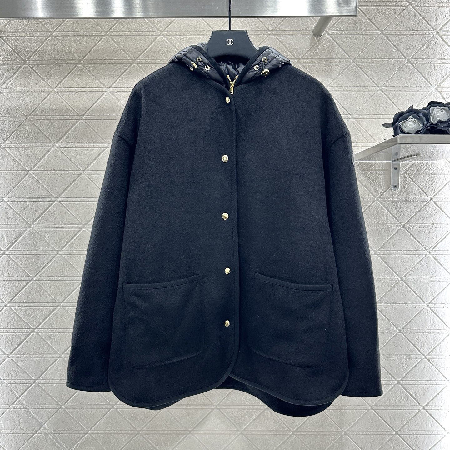 Mcl Crew-Neck Cashmere Jacket & Hooded Down Vest 2-Piece Set AM25100408