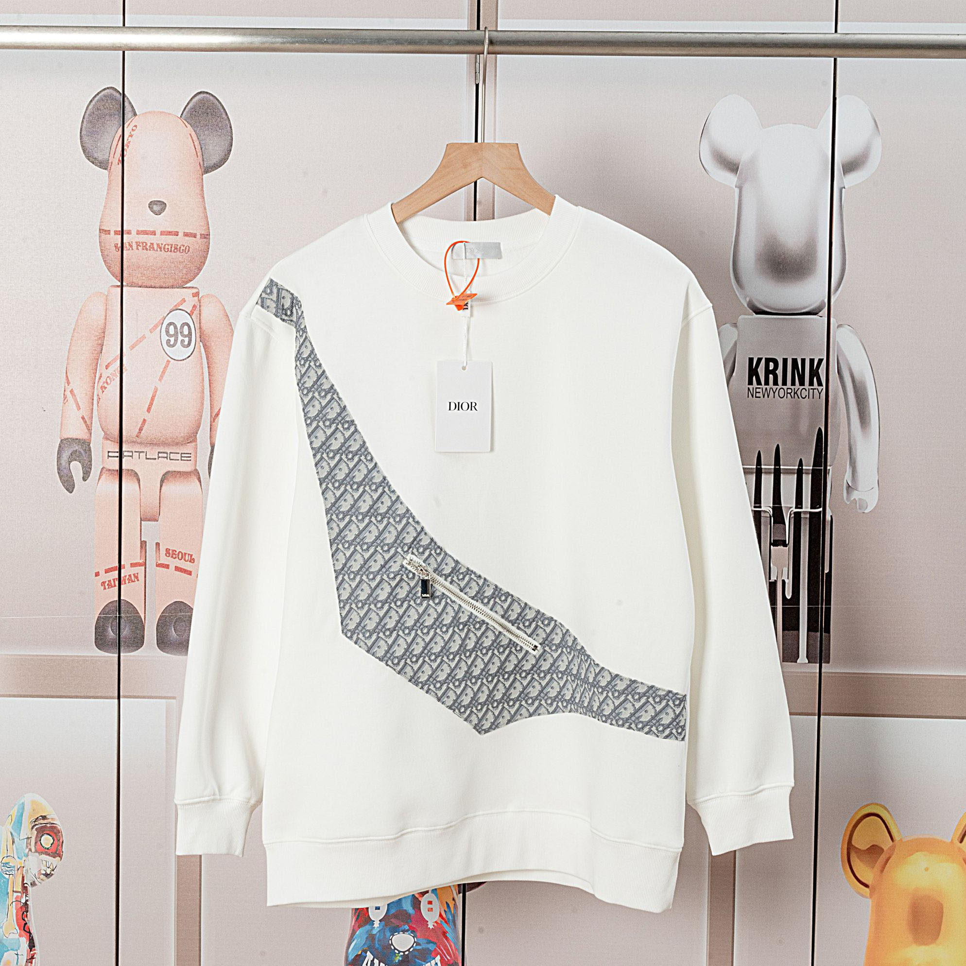 CD Color-Block Pocket Sweatshirt XX25100503