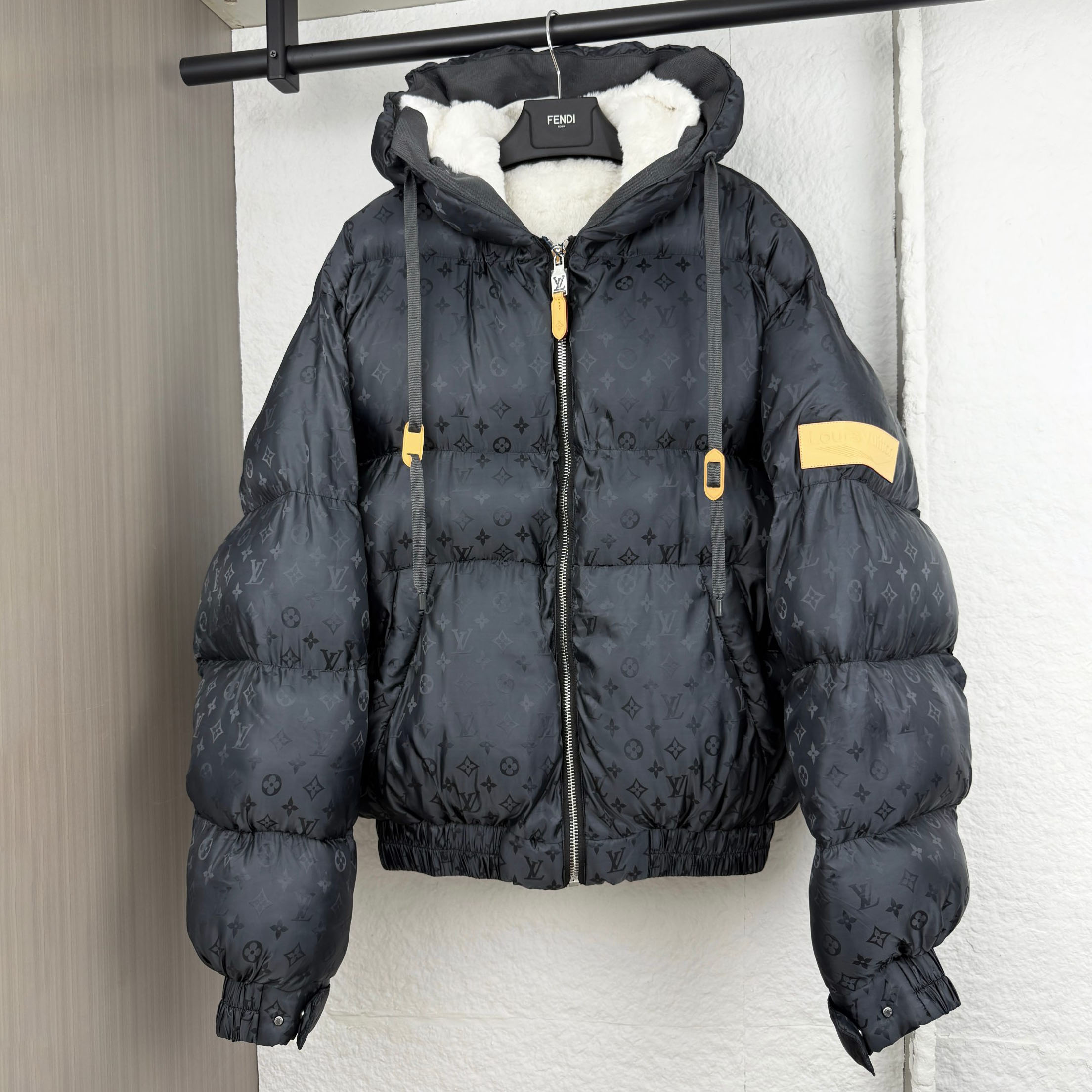 LV Cotton Padded Jacket with Subtle Logo Pattern AM25100802