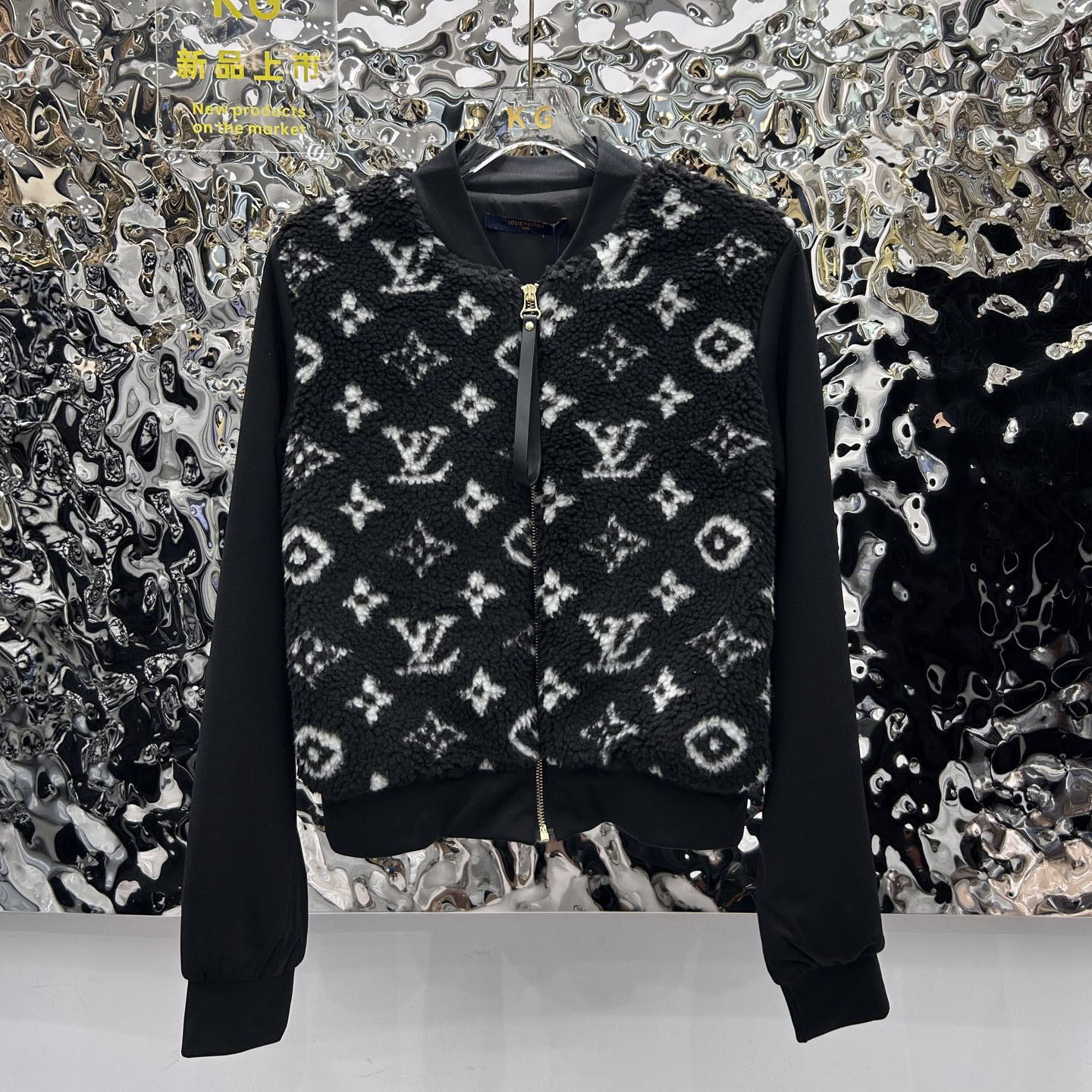 LV Women's Fashion Coats AM25100801