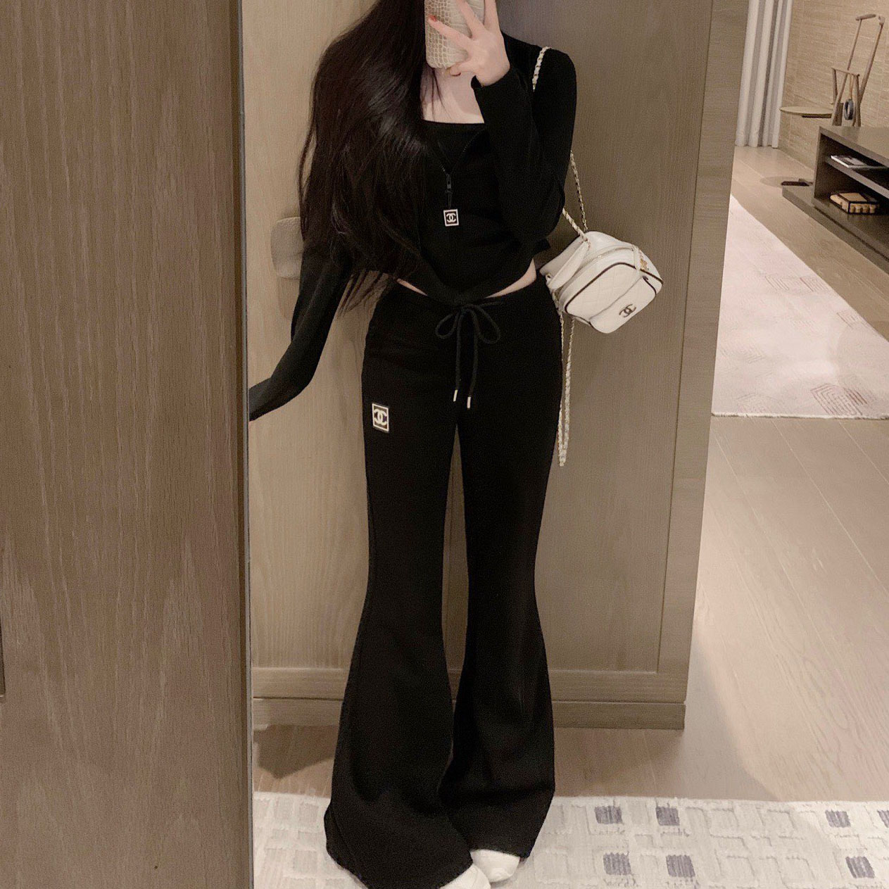 CH Leather Badge Double C Logo Stylish Trousers AM25101116