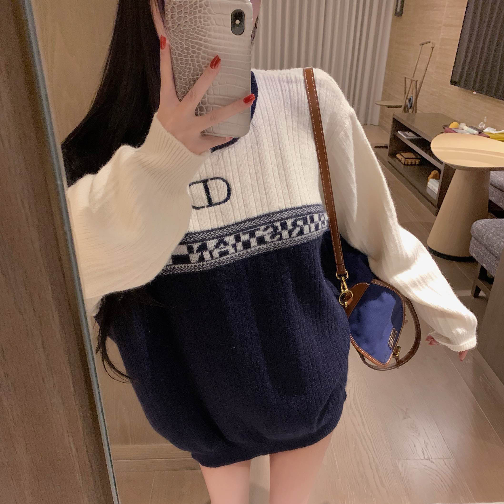 CD Contrast Color CD Knit Letter Sweater AM25101102