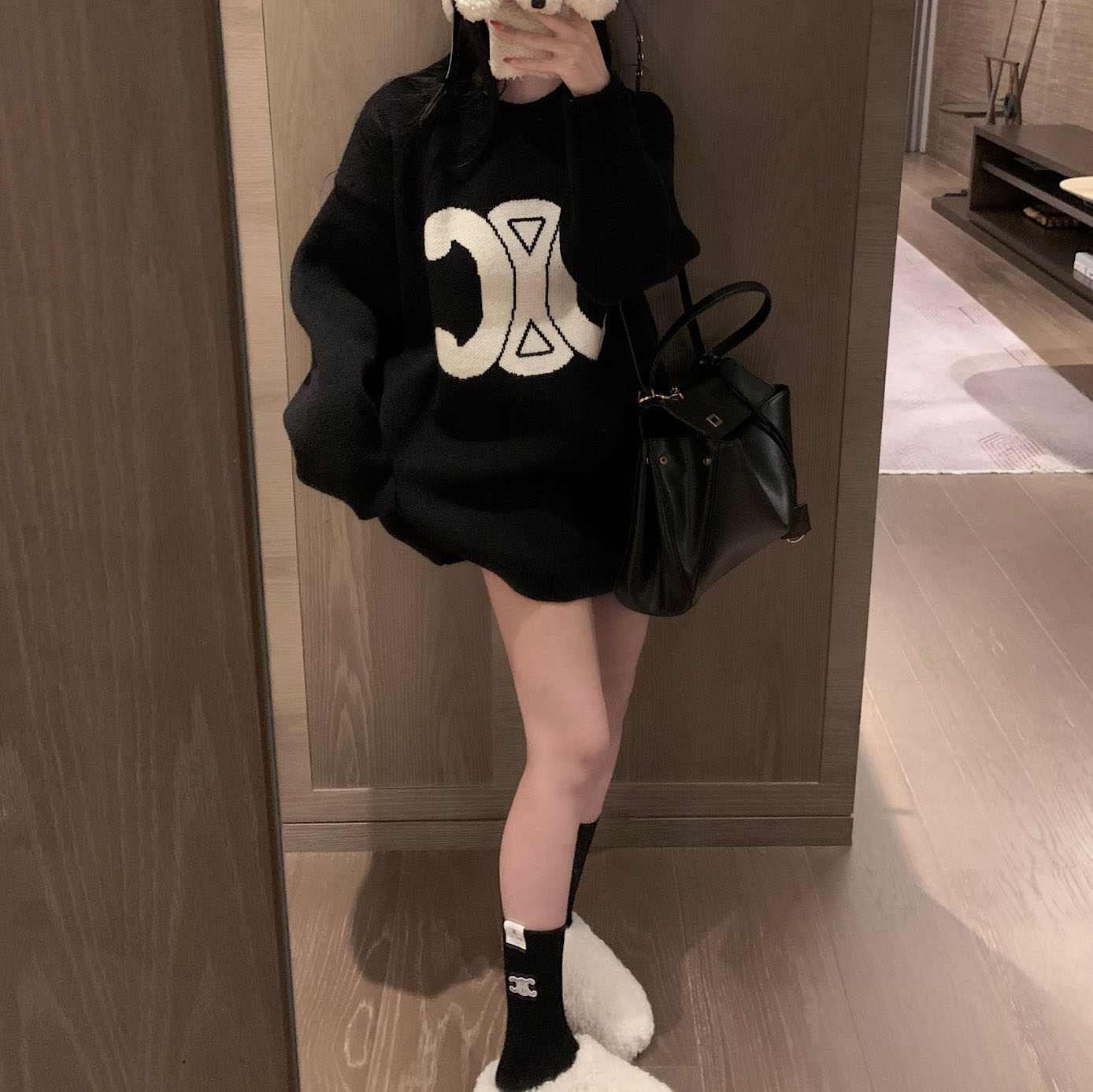 CE Stylish Oversized Logo Sweater AM25101114