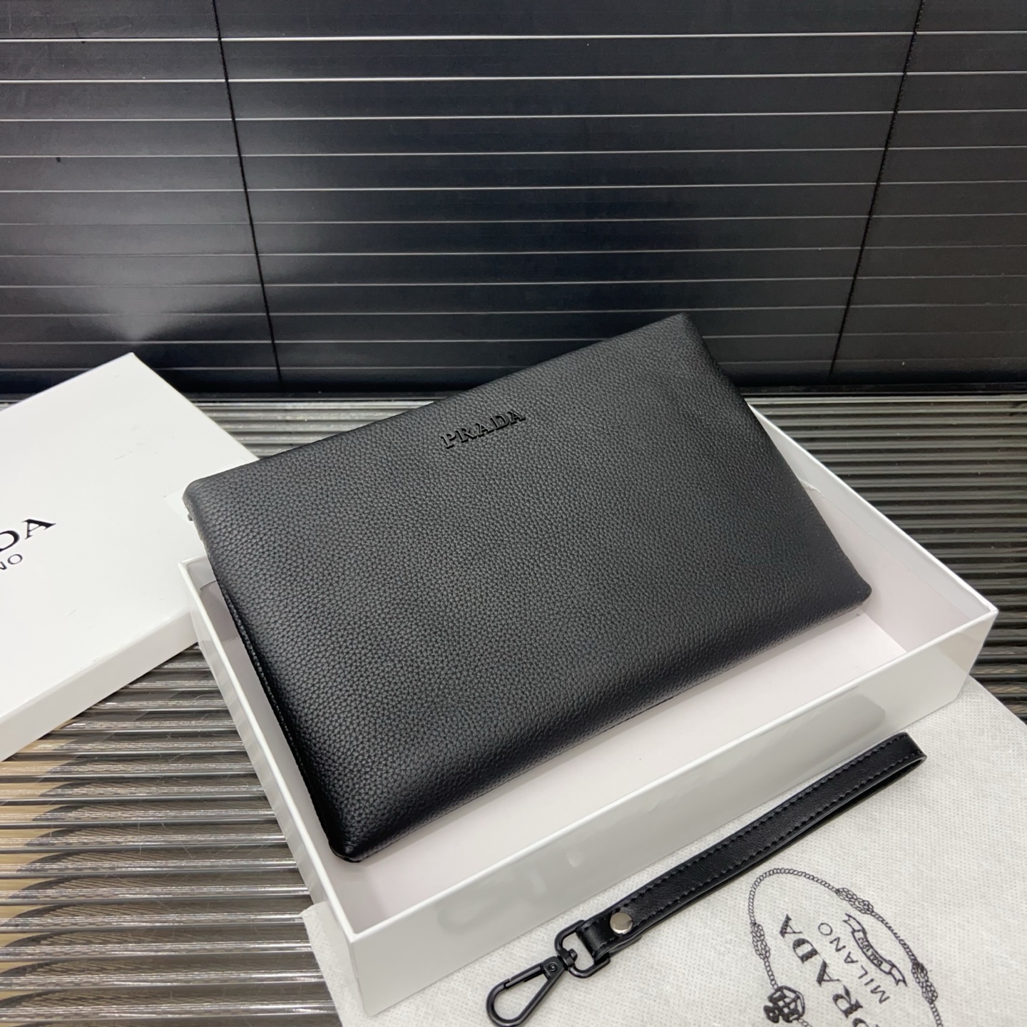 PRA Black Cowhide Handbag YV25101305