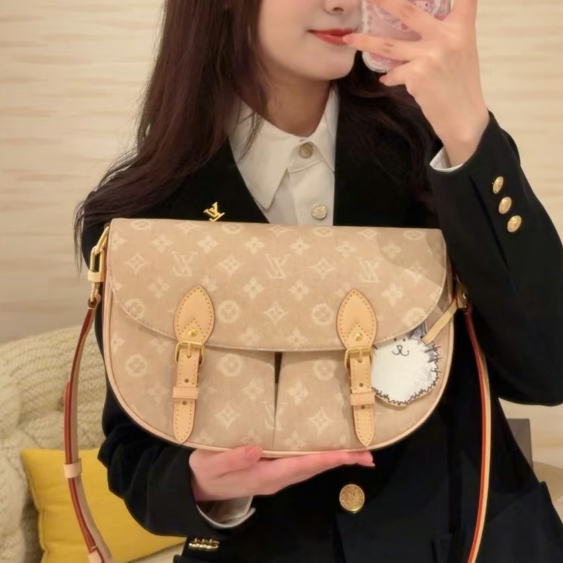 LV Cat - Themed Monogram Capsule Bag YV25101512
