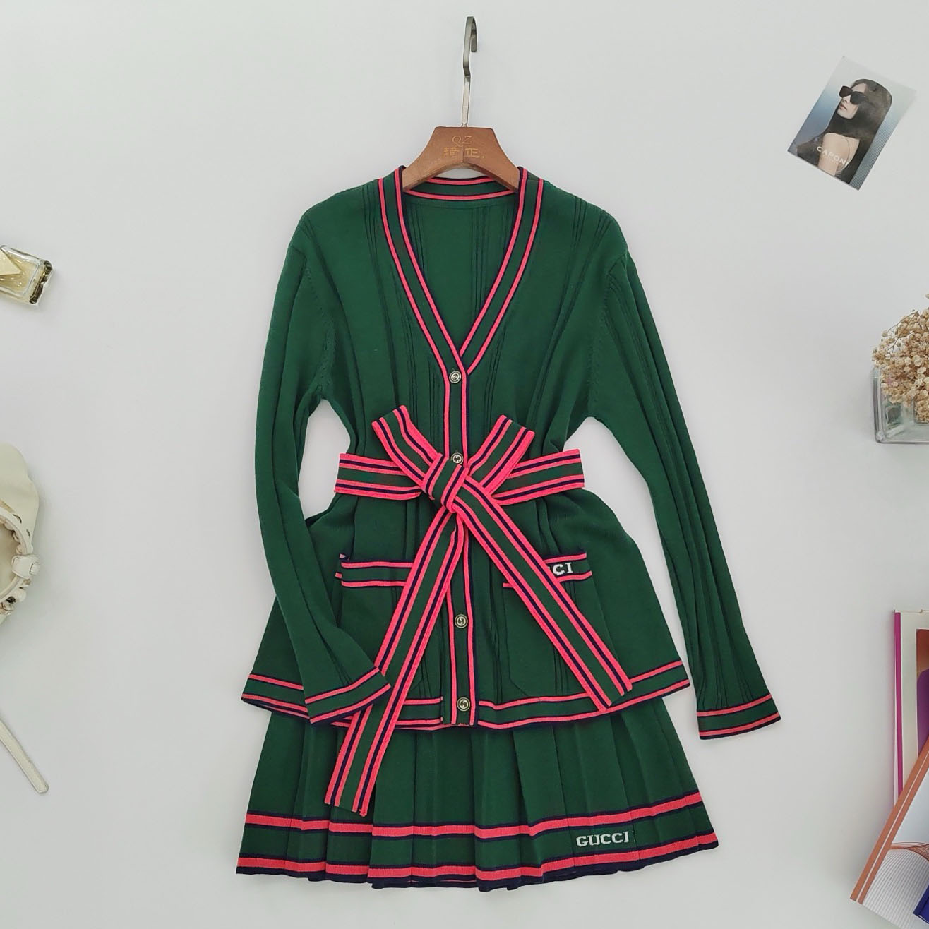 GG Color-Blocked Belted Knit Cardigan + Pleated Skirt Set AM2510512