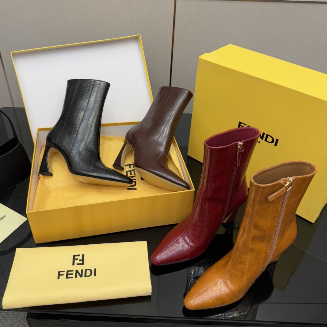 FD 2025 New High-Heel Ankle Boots YV25101910