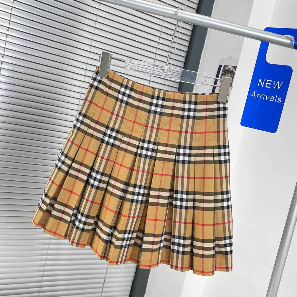 Bur Classic Twill Mini Skirt AM25102001