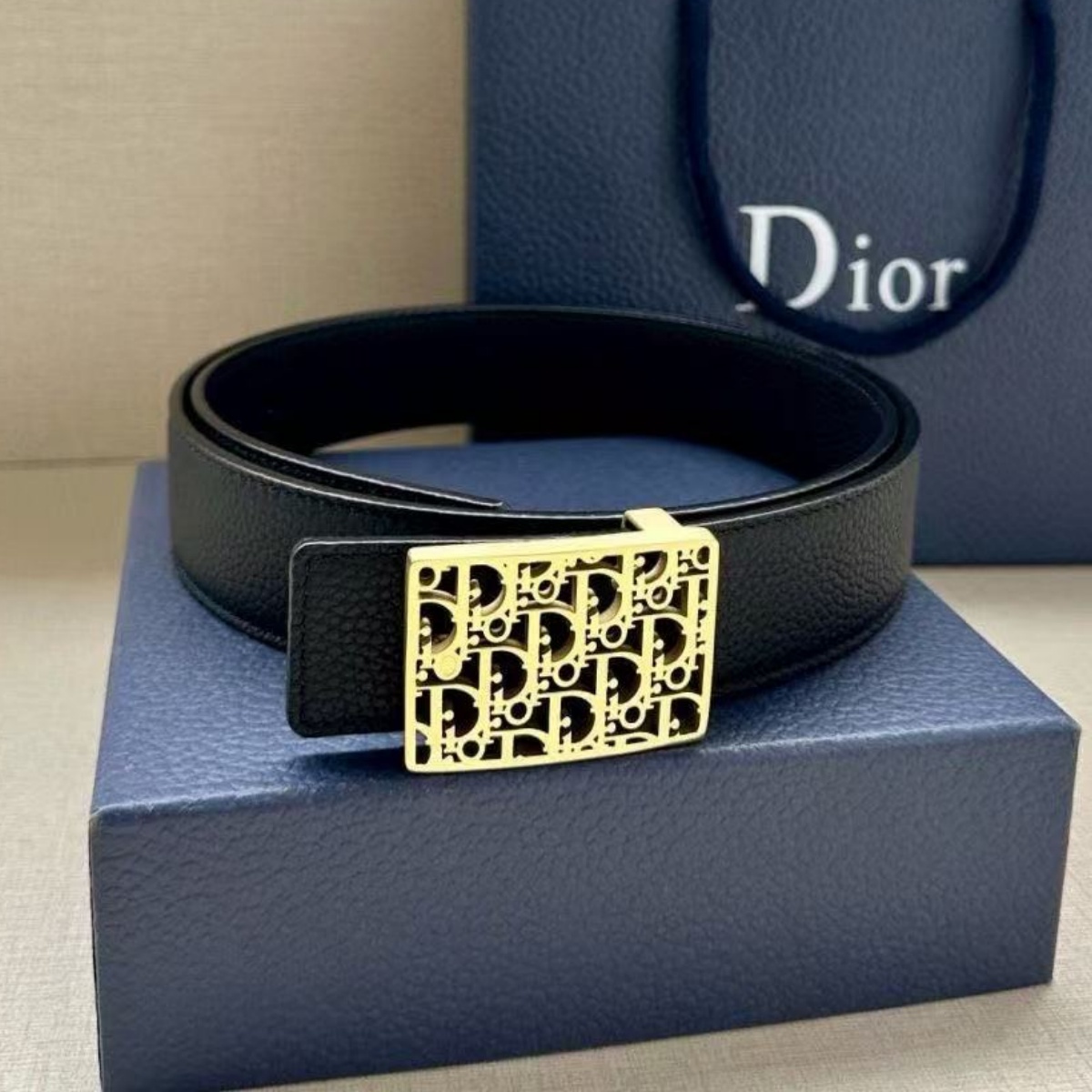 CD Men's Pebbled Top-Grain Cowhide Belt YPD25102207