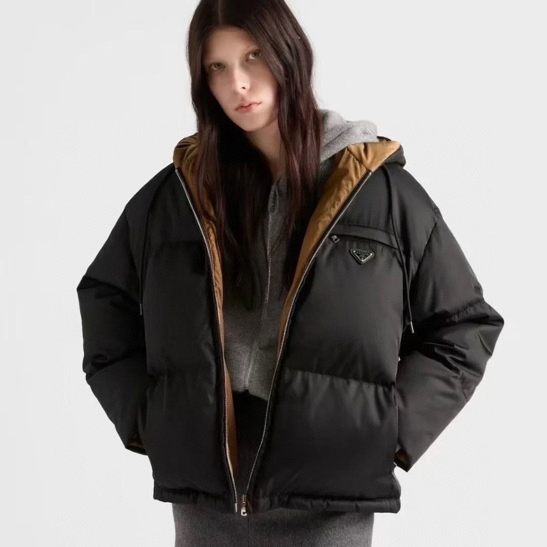 PRA Hooded Down and Cotton - filled Jacket with Classic Triangular Logo AM25102107