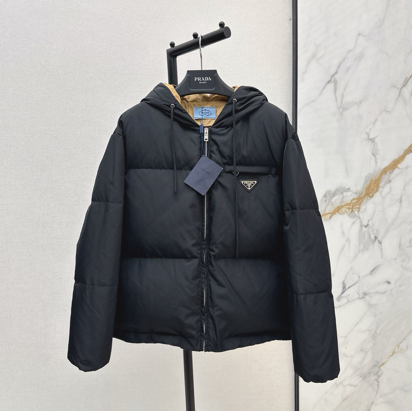 PRA Hooded Down and Cotton - filled Jacket with Classic Triangular Logo AM25102107