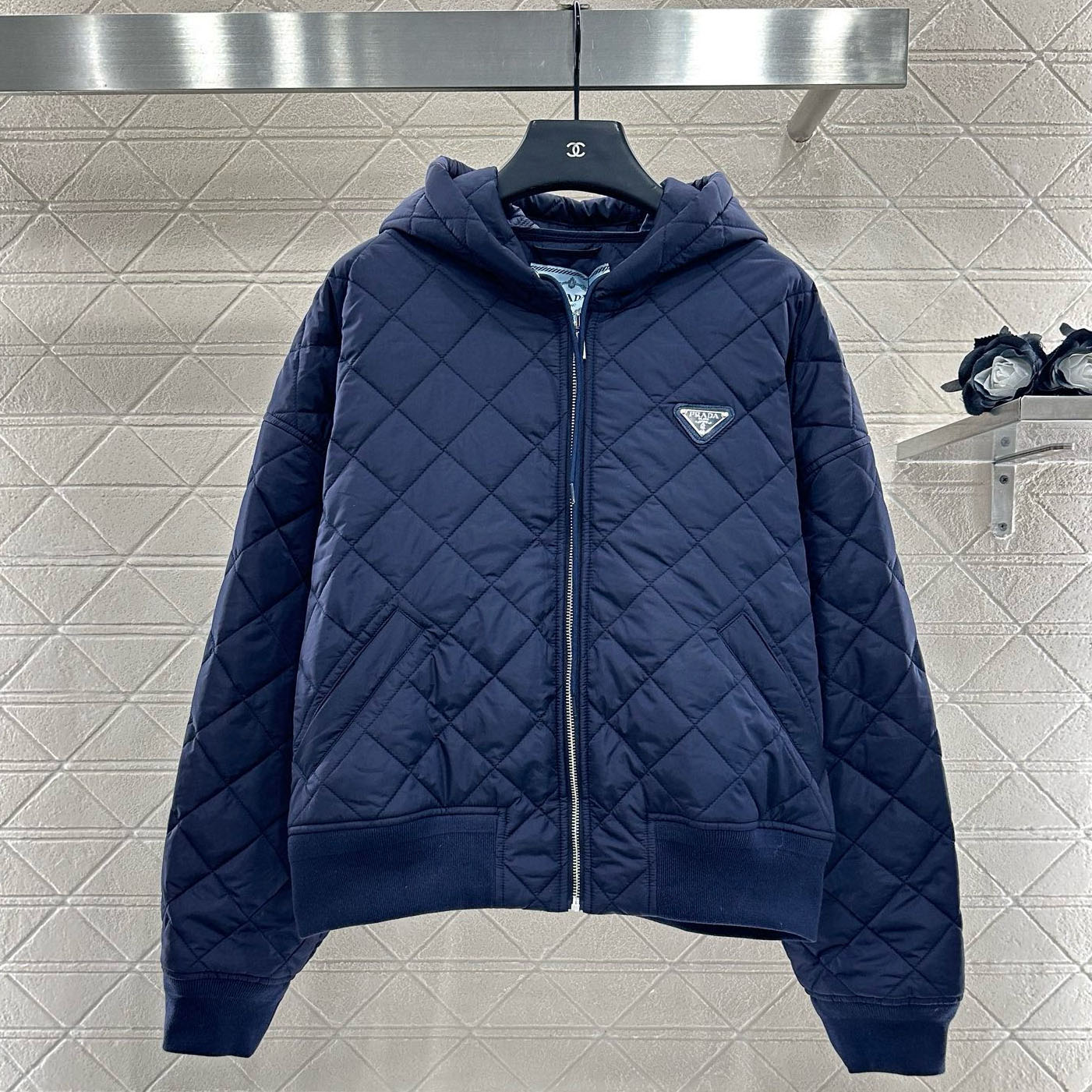 PRA Hooded Jacket with Diamond Quilting and Triangular Logo AM25102106