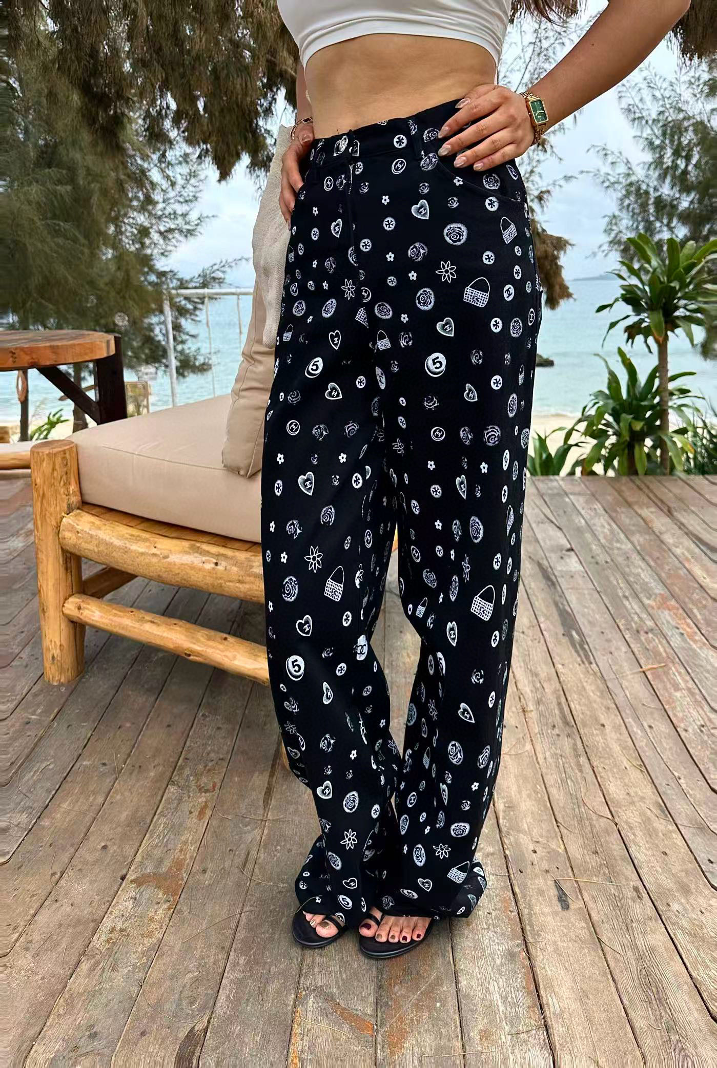 CH Jeans with Camellia and Double C Logo Print XX25102316