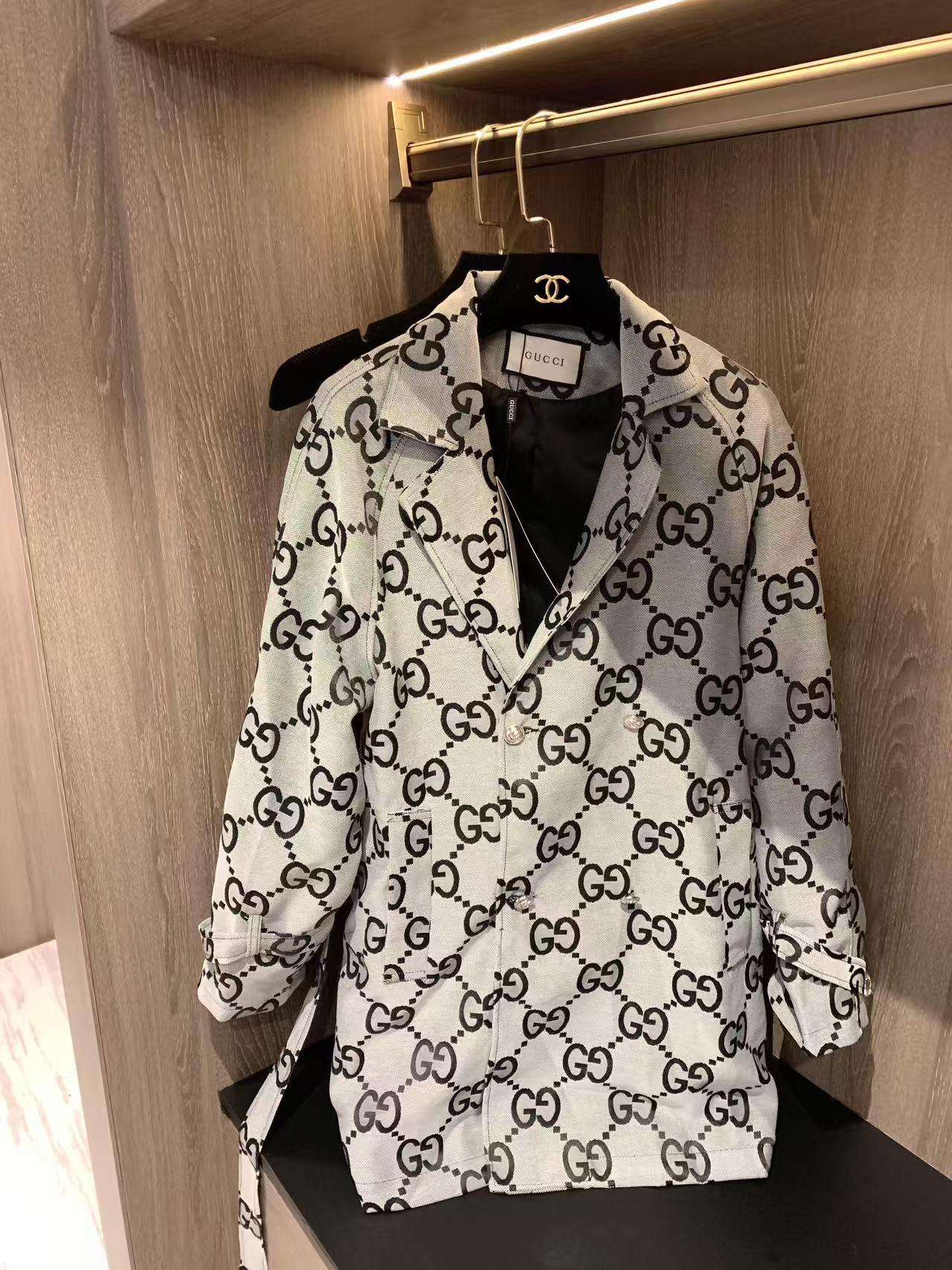 GG Women's Stylish Grey Coat with Double G Jacquard XX25102403