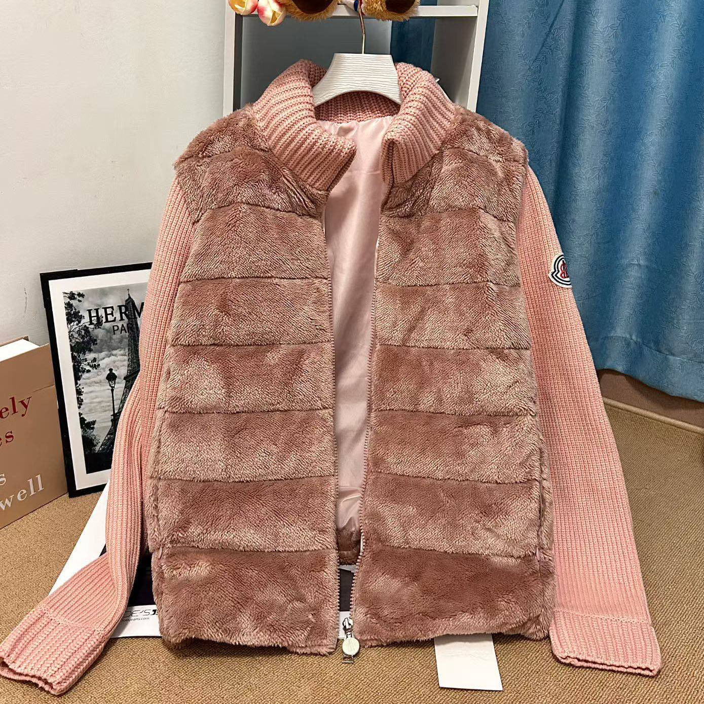 Mcl Down Jacket with Knit Sleeves XX25102509