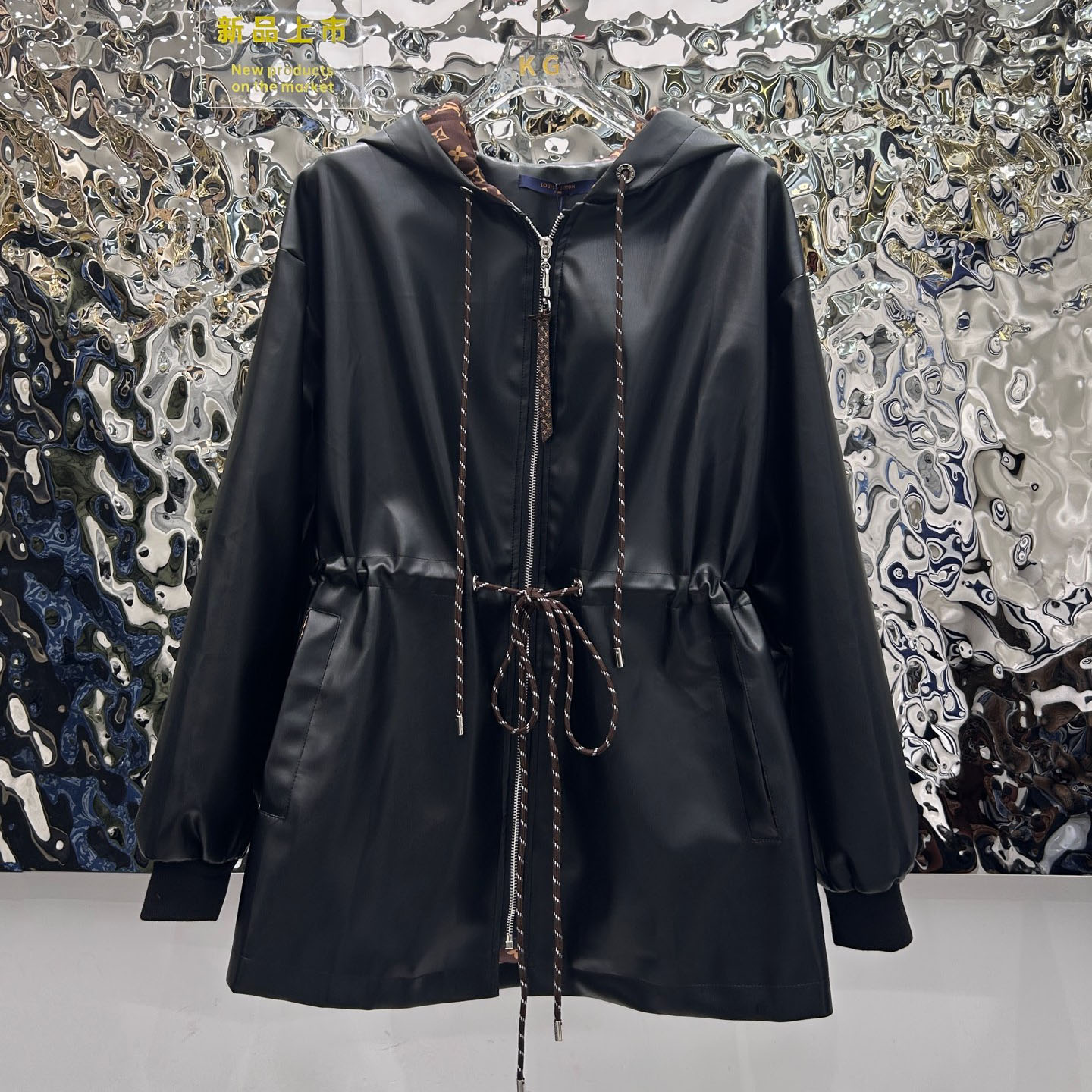 LV 25New Black Coat XX25102502