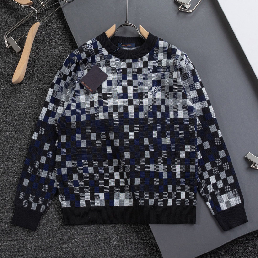 LV Fashion - Forward Round Neck Sweater with Camouflage Mosaic Pattern XX25102720