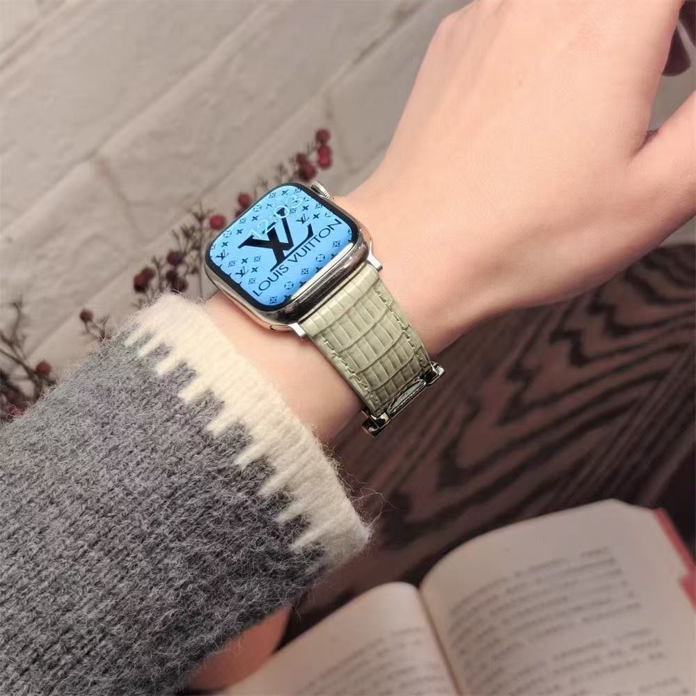 LV Magnetic V-Buckle Apple Watch Strap YPD25102706
