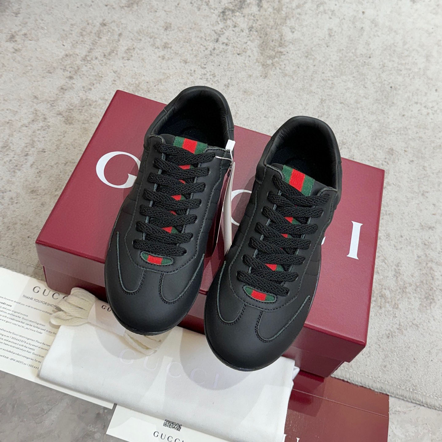 GG Shift Sneakers AM25110206