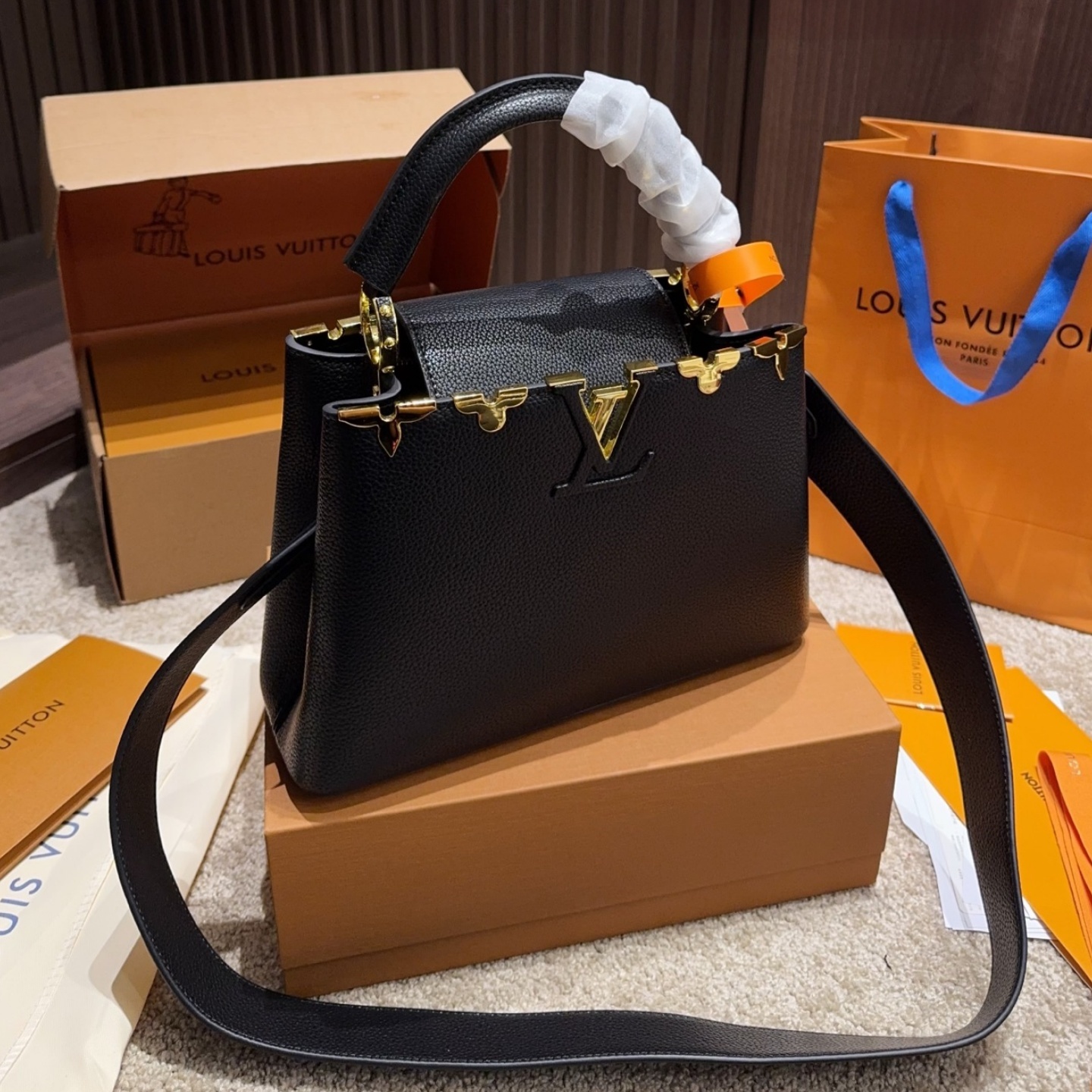 LV Golden Motif Capucines Bag YV25110311