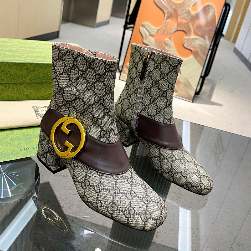 GG Classic Ankle Boots with Interlocking Double G AM25110323